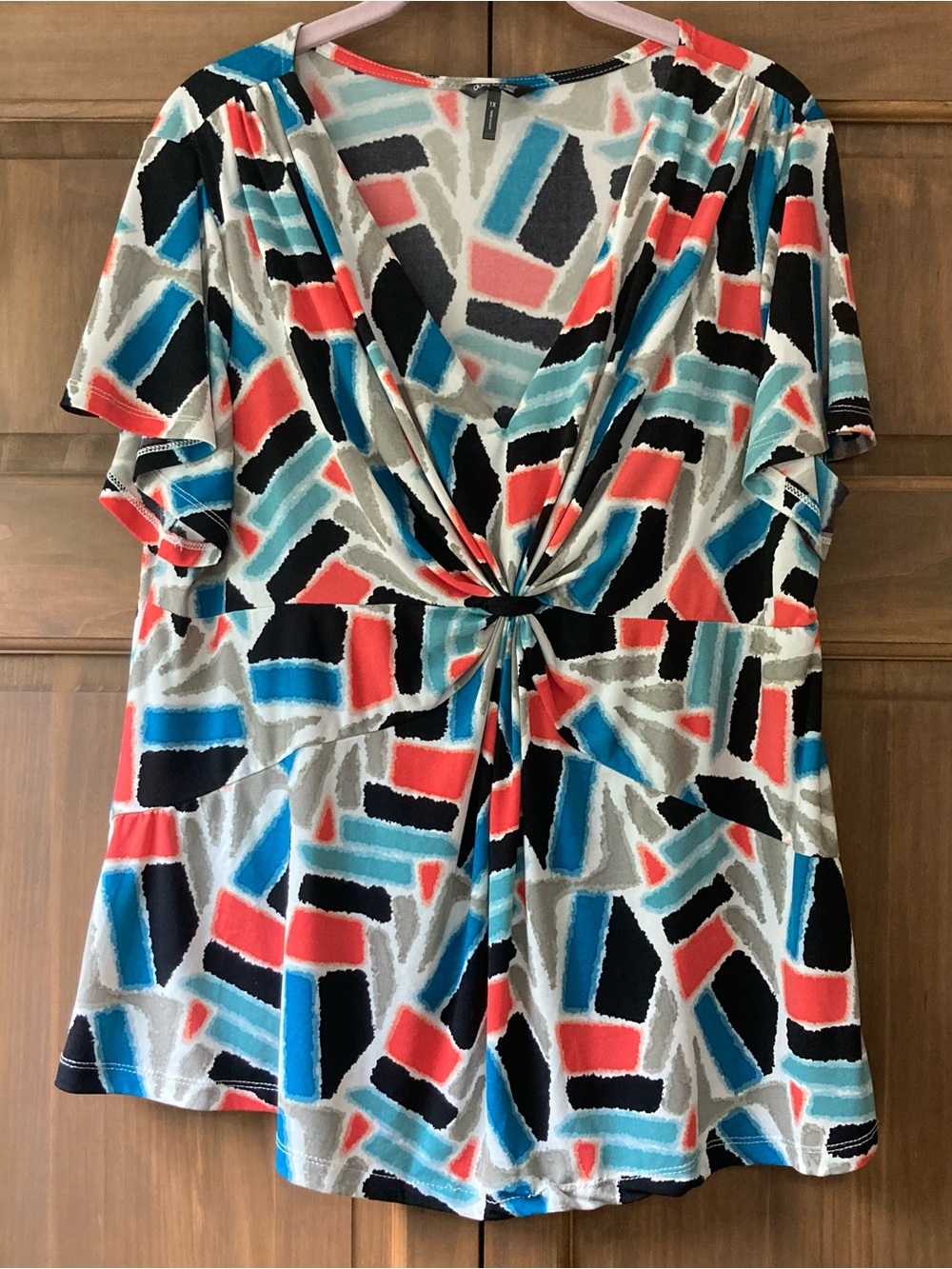 Daisy Fuentes Knot-Front Mosiac Print Top 1X